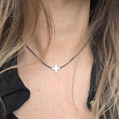 Collar caucho cruz