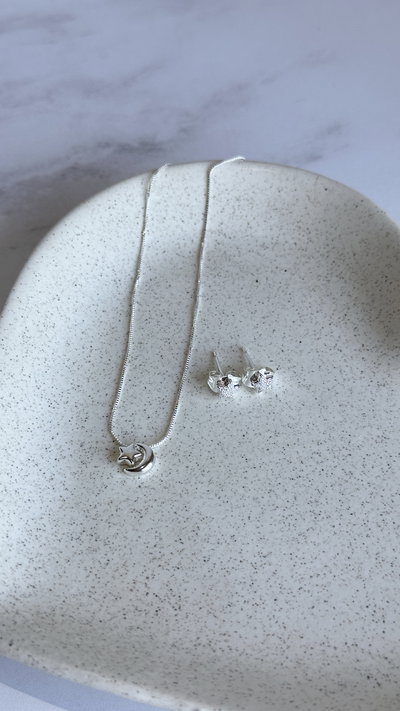 Set de cadenita y aros 