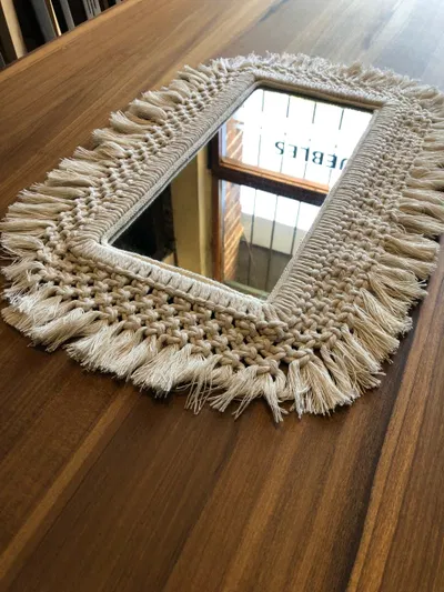 Carpeta de mesa con espejo