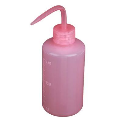 BOTELLA PICO CURVO ROSA 500ml