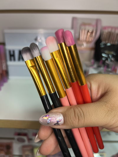 Brochas sueltas