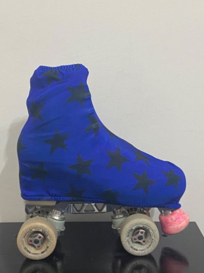 Cubrebotas estampados modelo Estrellas patín artístico