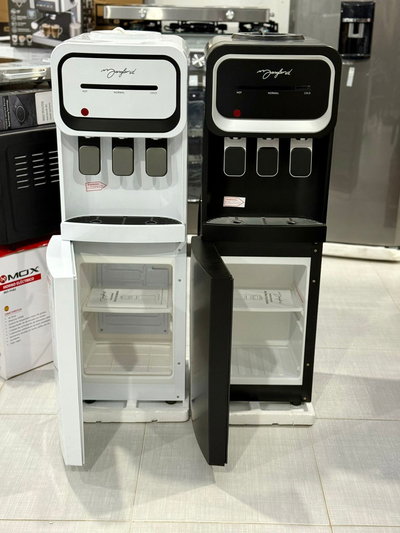 Dispenser con heladera 