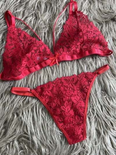 Conjunto bralette erótico (90/95/100/105)