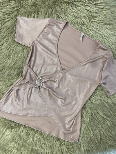 BLUSA BRILLOSA (talle 6/7)