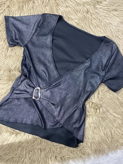 BLUSA BRILLOSA (talle 6/7)