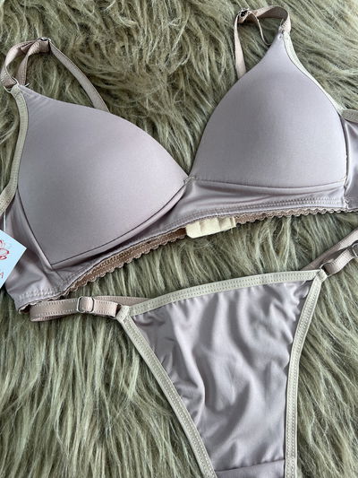 Conjunto triangulo soft microfibra (85/90/95/100)