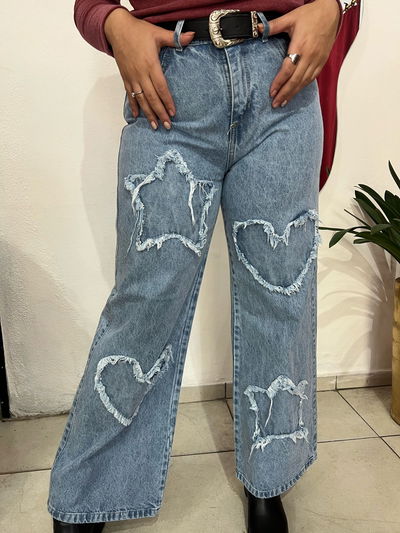 Jeans con recortes