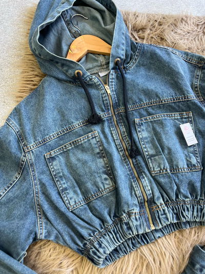 Campera de jeans  crop