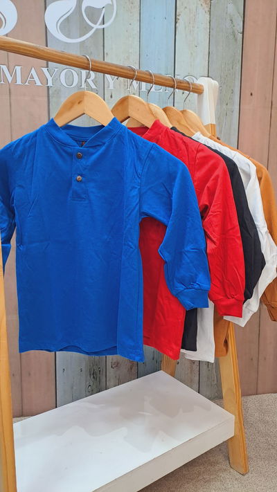 Camiseta algodon lisa cuello mao