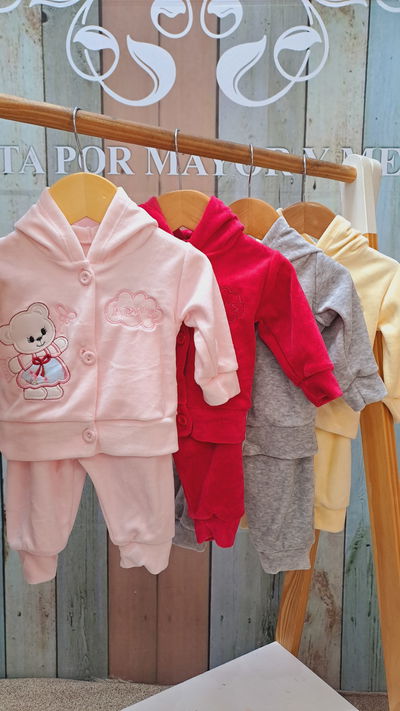 Conjunto plush beba