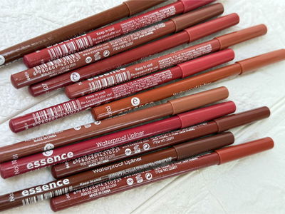 Delineadores para labios ESSENCE