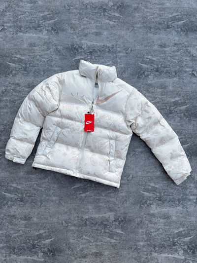 Campera Nike puffer Travis 