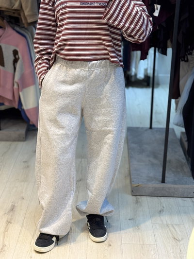 Pantalón baggy