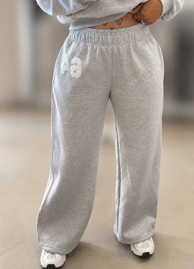 PANTALÓN BUZO 64