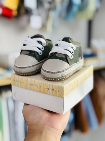ZAPATILLAS NO CAMINANTE CAMUFLADO VERDE