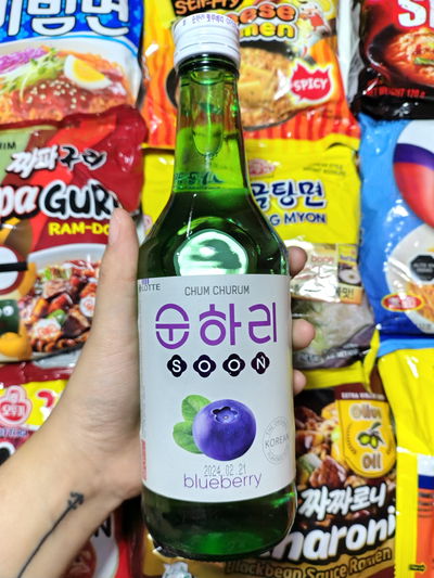 🫐 Soju CHUM CHURUM Arándanos – LOTTE