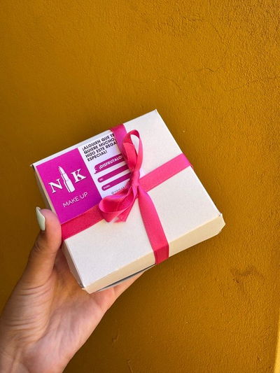 Mini box de regalo tamaño 10x10 (vacía)