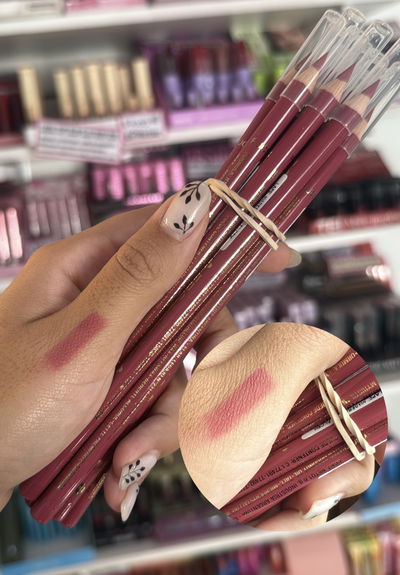 Delineador de Labios - Fucsia (se llama asi pero es un nude rosado) Katalia
