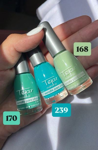 Esmalte de uñas Verdes - Tejar (Tono 168,170,239)