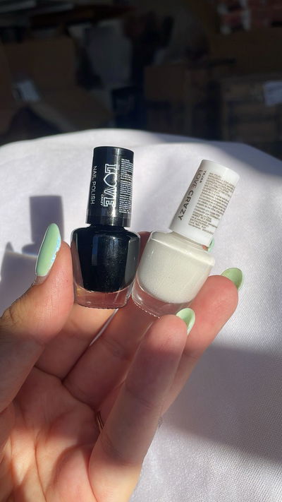 Esmaltes Blanco y Negro - Love Crazy Tejar