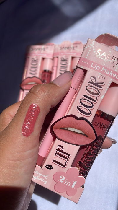 Lip combo Labial liquido intransferible + delineador - Saniye TONO 9 ROSA NUDE