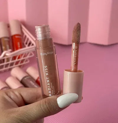 Lip Gloss Radiant Kiss - Ruby Rose