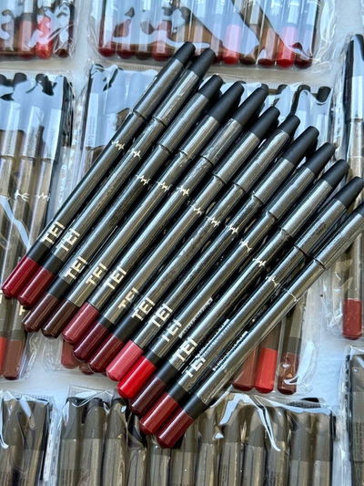 Delineadores de labios SLIM AND SMOOTH - TEI