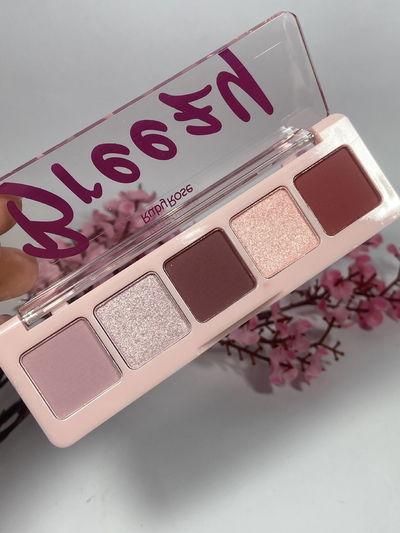 Paleta x5 Breezy - Ruby Rose