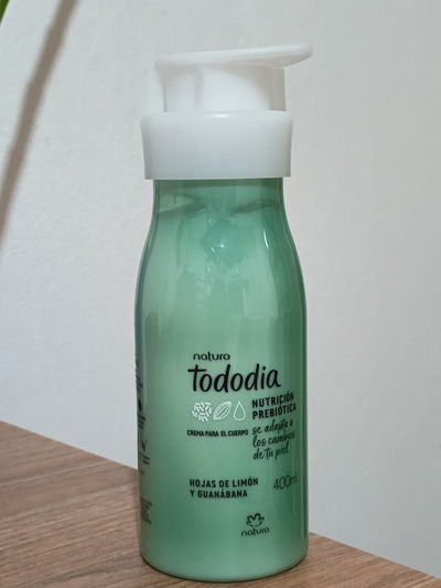 Crema nutritiva Tododia hojas de limón y guanábana 
