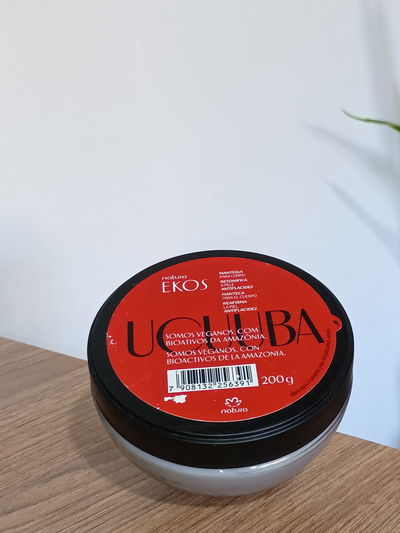 Manteca hidratante reparadora corporal y áreas resecas Ekos ucuuba 200 g