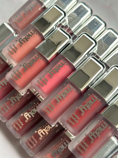Lip liquido matte tapa plateada Mely