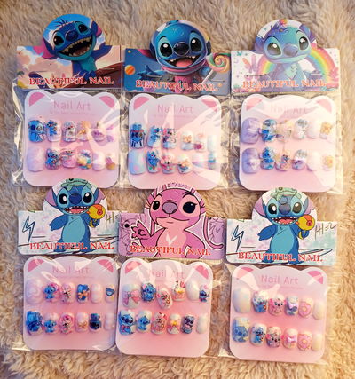 Uñas niñas Stitch 