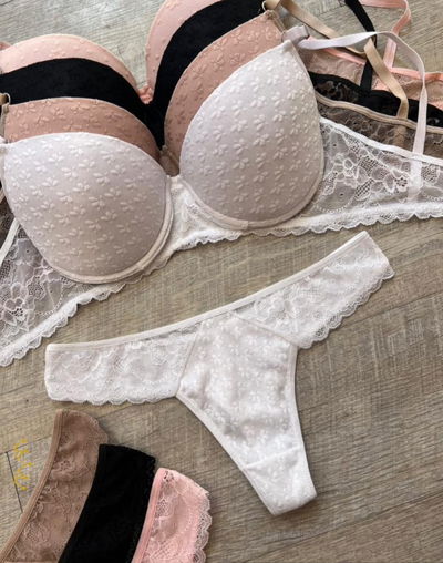 Conjunto armado y c/ cola less 