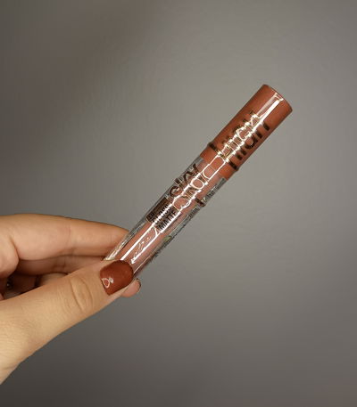 Labial matte