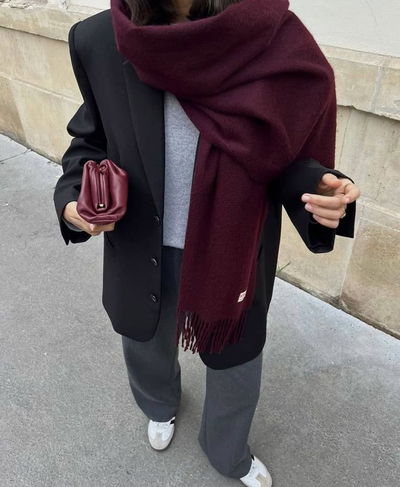 Bufandon nube color vino