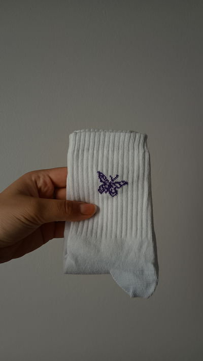 Media animada mariposa violeta