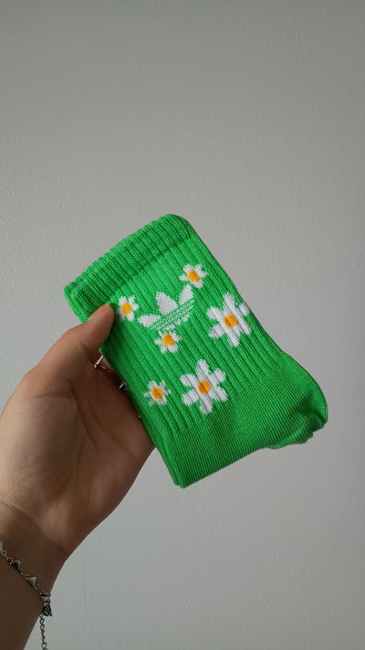 Medias adidas florcitas