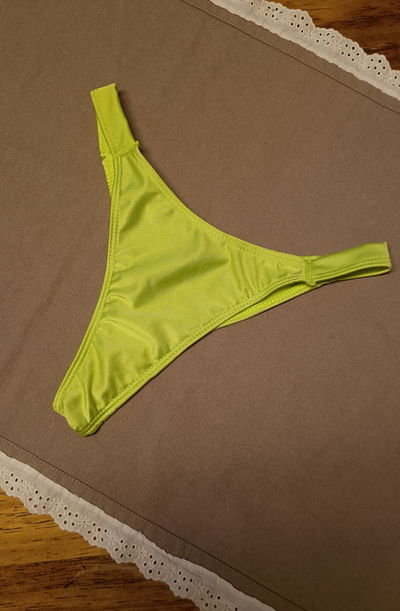 Colaless de lycra bikini