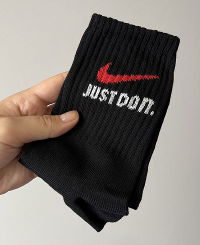 Media Nike