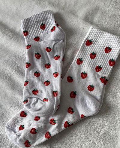 Medias frutilla 