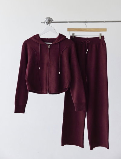 Conjunto bordó 🌹