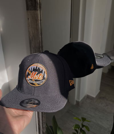 Gorra plana cerrada 