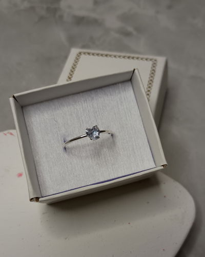 Anillo corazón brillo