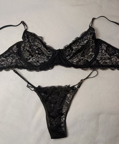Conjunto encaje con aro negro