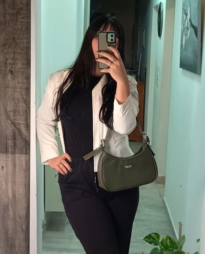 Cartera verde oliva
