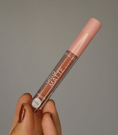 Labial matte