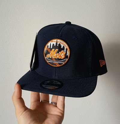 Gorra plana cerrada 