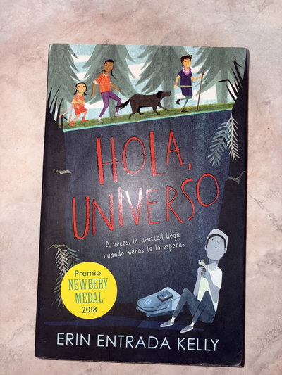 Hola, universo (Usado)  - Erin Entrada Kelly