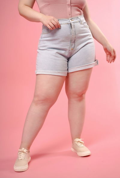 Short Sandra